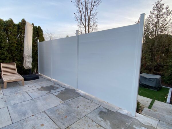 white aluminum privacy fence usa